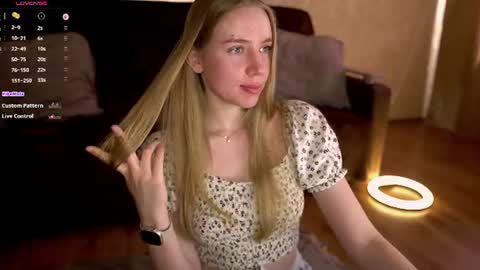 Snapshot of sweet__michelle chatting on July 3, 2026, 8:32 am Michelle online show from July 3, 2026, 8:32 am