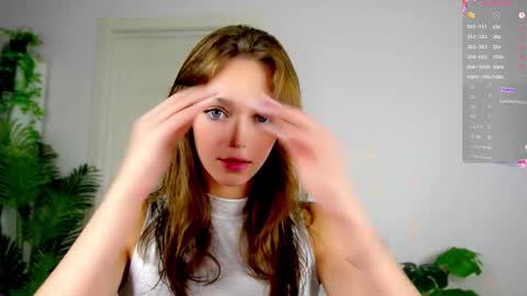 Alice online show from October 4, 2025, 10:30 pm