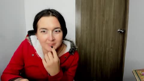 sweet__suck69bitch online show from February 16, 2025, 7:48 am