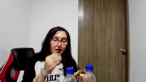 sweet__suck69bitch online show from February 20, 2025, 2:51 am