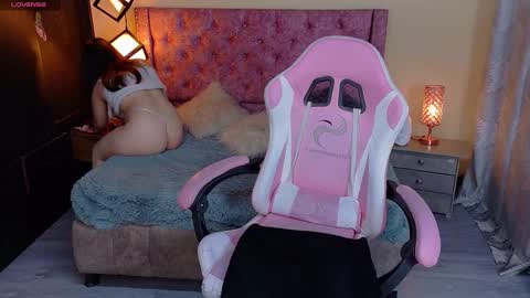 Snapshot of sweet__thang chatting on October 25, 2025, 5:26 am sweet__thang online show from October 25, 2025, 5:26 am