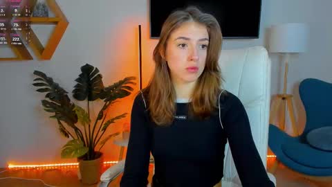 Snapshot of sweet__vikki chatting on February 9, 2026, 9:35 am sweet__vikki online show from February 9, 2026, 9:35 am