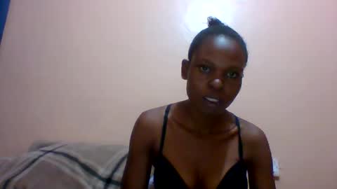 sweet_adora online show from February 5, 2025, 11:34 am