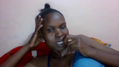 sweet_adora online show from February 7, 2025, 10:08 am