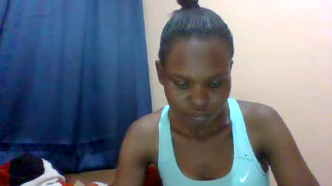 sweet_adora online show from February 9, 2025, 12:08 pm