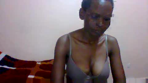 sweet_adora online show from February 17, 2025, 5:14 am