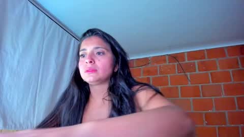 sweet and hot alaia online show from October 9, 2025, 5:49 am