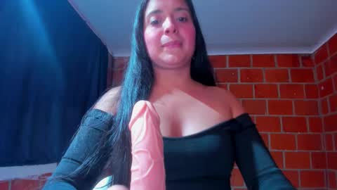 sweet and hot alaia online show from January 8, 2026, 11:29 pm