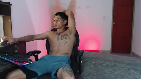 sweet_angel25 online show from September 30, 2025, 10:37 pm