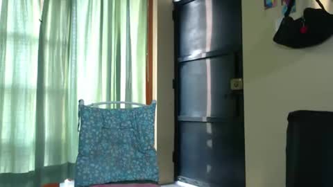 Snapshot of sweet_angel80 chatting on March 5, 2026, 11:50 am sweet_angel80 online show from March 5, 2026, 11:50 am