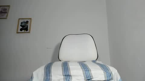Snapshot of sweet_angelicaxxx chatting on April 30, 2026, 9:15 am sweet_angelicaxxx online show from April 30, 2026, 9:15 am