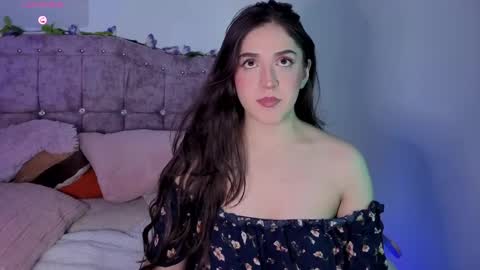 Sthefany Lauren Independent Model  online show from May 26, 2026, 2:40 am