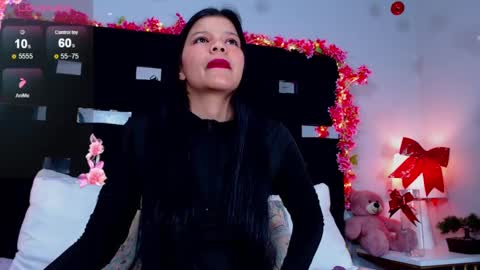 Snapshot of sweet_anto_ chatting on December 21, 2024, 6:55 pm antonella online show from December 21, 2024, 6:55 pm