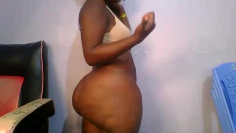 Snapshot of sweet_arianna_ chatting on February 11, 2025, 7:54 am timaya online show from February 11, 2025, 7:54 am