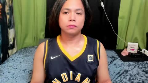 izza  izzasweet online show from May 6, 2026, 12:52 am