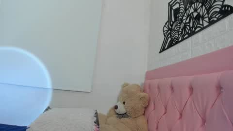 Ashley online show from January 31, 2025, 8:01 am