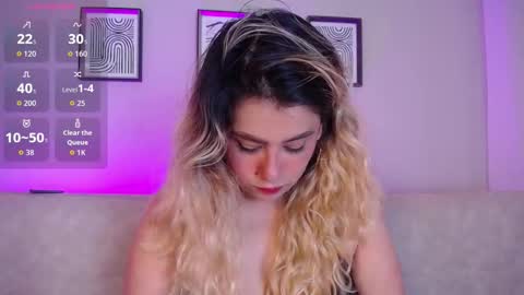 Snapshot of sweet_bella_valery_ chatting on February 12, 2026, 9:54 pm Bella Valery online show from February 12, 2026, 9:54 pm