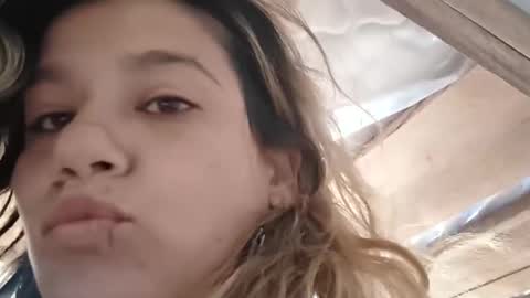 Snapshot of sweet_bella_valery_ chatting on March 23, 2026, 1:59 pm Bella Valery online show from March 23, 2026, 1:59 pm