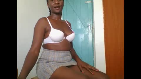 bella online show from January 1, 2025, 8:45 am