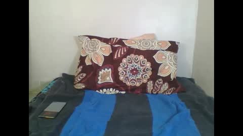 Snapshot of sweet_blackberry93 chatting on March 25, 2026, 2:39 am bella online show from March 25, 2026, 2:39 am