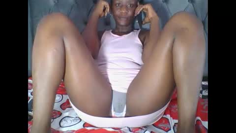 Snapshot of sweet_blackberry93 chatting on April 9, 2026, 7:14 am bella online show from April 9, 2026, 7:14 am