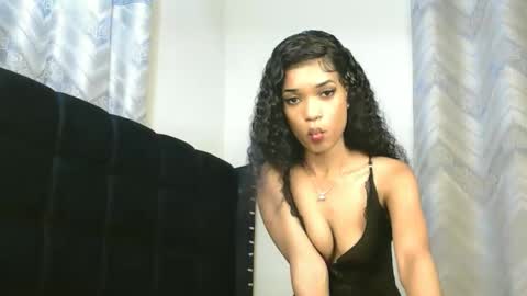 Snapshot of sweet_bobo chatting on April 8, 2026, 7:58 pm Ocean online show from April 8, 2026, 7:58 pm