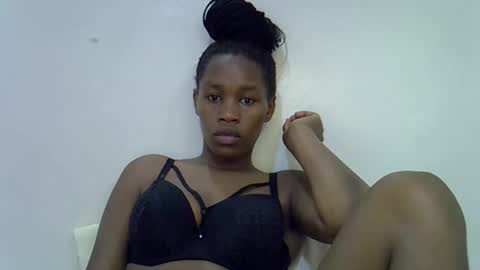 sweet_brown9 online show from October 15, 2025, 8:36 am