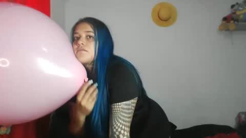 Bubbles online show from October 8, 2025, 9:45 pm