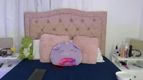 Snapshot of sweet_caandyy chatting on October 31, 2025, 4:08 pm sweet caandyy online show from October 31, 2025, 4:08 pm