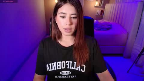 Camila online show from March 10, 2025, 2:28 am