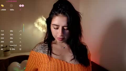 Camila online show from July 6, 2026, 5:15 am