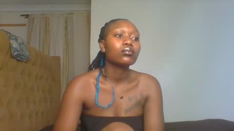 Camila online show from February 1, 2026, 12:15 pm