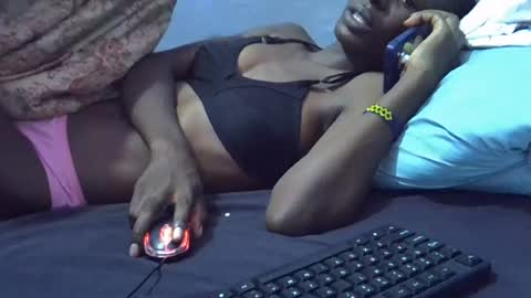 Snapshot of sweet_candie01 chatting on June 15, 2026, 12:51 pm sweet_candie01 online show from June 15, 2026, 12:51 pm