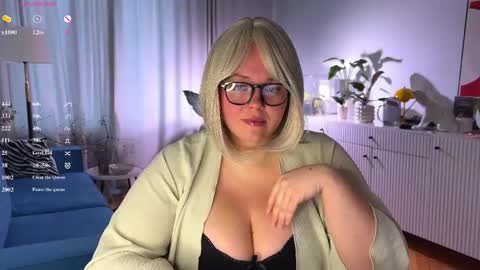 Caroline online show from April 26, 2026, 5:49 am