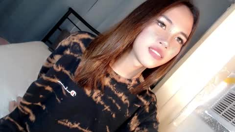 sweet_cassy12 online show from May 11, 2026, 5:35 am
