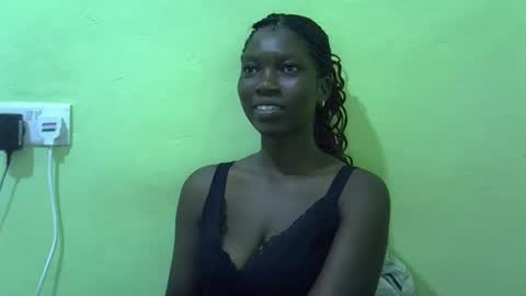 sweet_cherie1 online show from April 9, 2026, 6:19 am