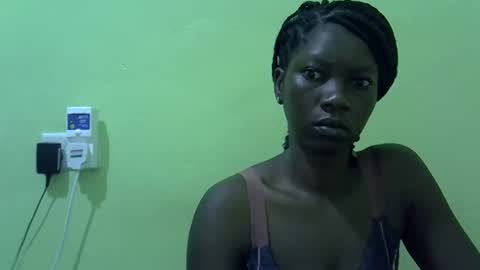 sweet_cherie1 online show from May 17, 2026, 5:27 am