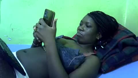sweet_cherie1 online show from May 23, 2026, 9:13 am