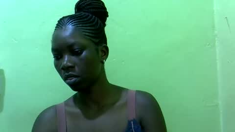 sweet_cherie1 online show from May 31, 2026, 5:26 am