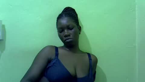 sweet_cherie1 online show from June 12, 2026, 6:23 am