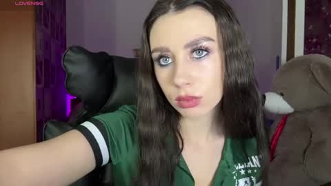 Sweet Cherry online show from April 26, 2026, 5:54 pm