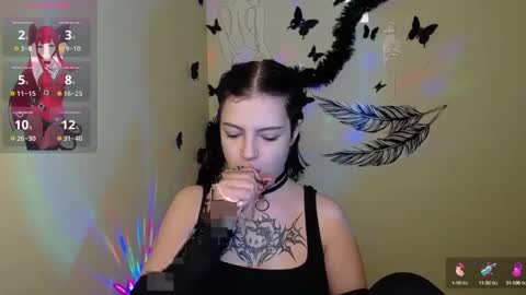 Ivy online show from January 22, 2025, 1:21 pm