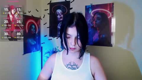 Ivy online show from November 7, 2025, 7:36 pm