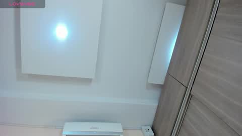 Snapshot of sweet_couples1 chatting on December 28, 2024, 7:55 am sweet_couples1 online show from December 28, 2024, 7:55 am