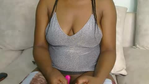 dellah online show from February 1, 2026, 7:23 pm