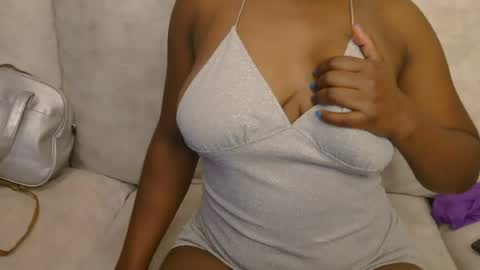 Snapshot of sweet_dellah54 chatting on July 28, 2026, 9:03 pm dellah online show from July 28, 2026, 9:03 pm