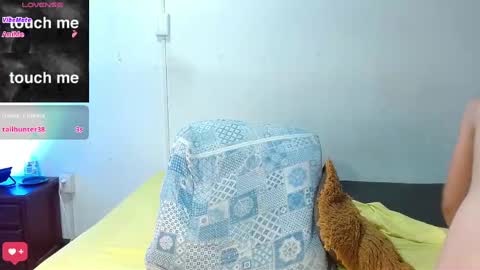 Snapshot of sweet_devil2 chatting on January 18, 2025, 12:24 am kandy muller online show from January 18, 2025, 12:24 am