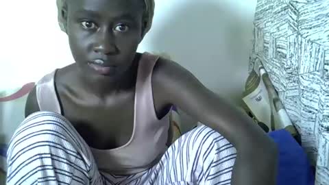 Snapshot of sweet_diva19 chatting on May 10, 2026, 7:19 pm sweet_diva19 online show from May 10, 2026, 7:19 pm