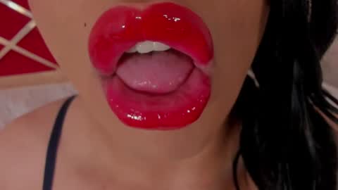 sweet_eliizabeth online show from July 1, 2026, 12:51 pm