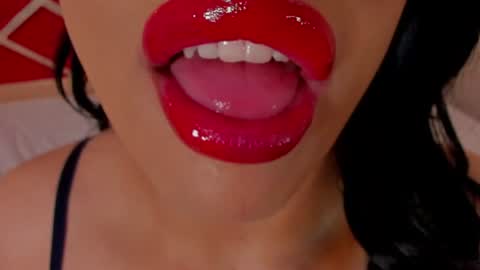 sweet_eliizabeth online show from July 6, 2026, 12:46 pm